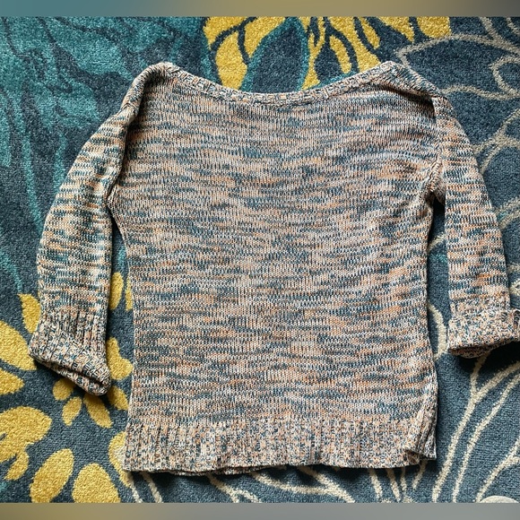 Large Perfect Daytrip off the shoulder sweater Super Cute Trend Stylish Like New - Picture 10 of 17